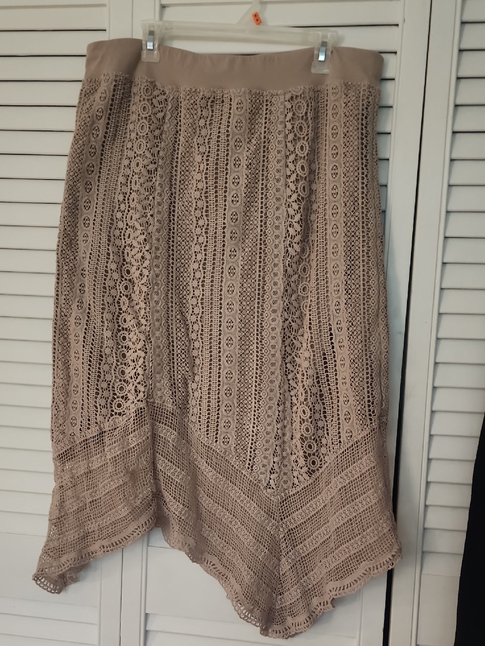 Chico's Beige Crochet Asymmetrical Skirt
